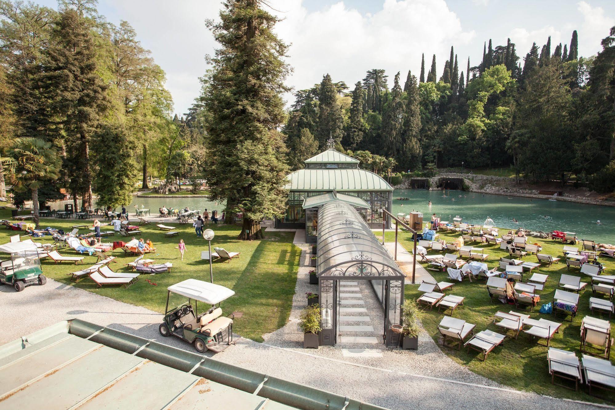Parco Termale Di Villa Dei Cedri Lazise Ngoại thất bức ảnh
